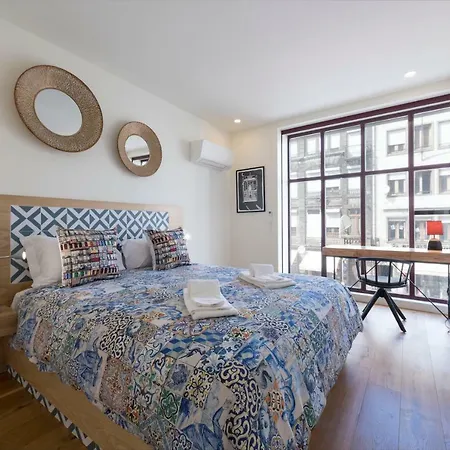 Contemporary Flat Near Sao Bento By Lovelystay Oporto