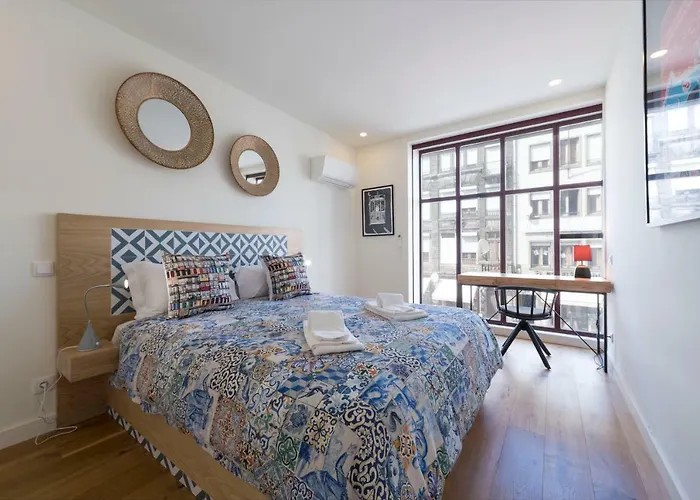 Contemporary Flat Near Sao Bento By Lovelystay Porto