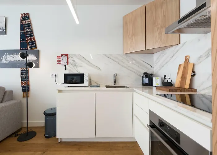 Contemporary Flat Near Sao Bento By Lovelystay Apartman