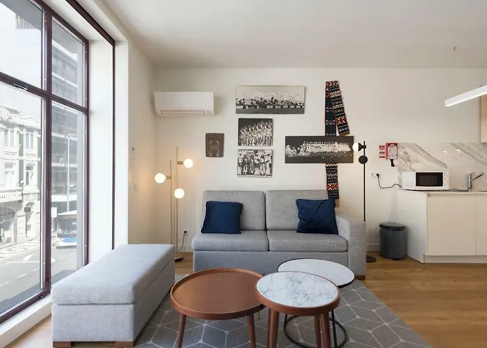 Contemporary Flat Near Sao Bento By Lovelystay Apartman