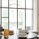 Apartament Contemporary Flat Near Sao Bento By Lovelystay *