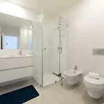Contemporary Flat Near Sao Bento By Lovelystay Apartament